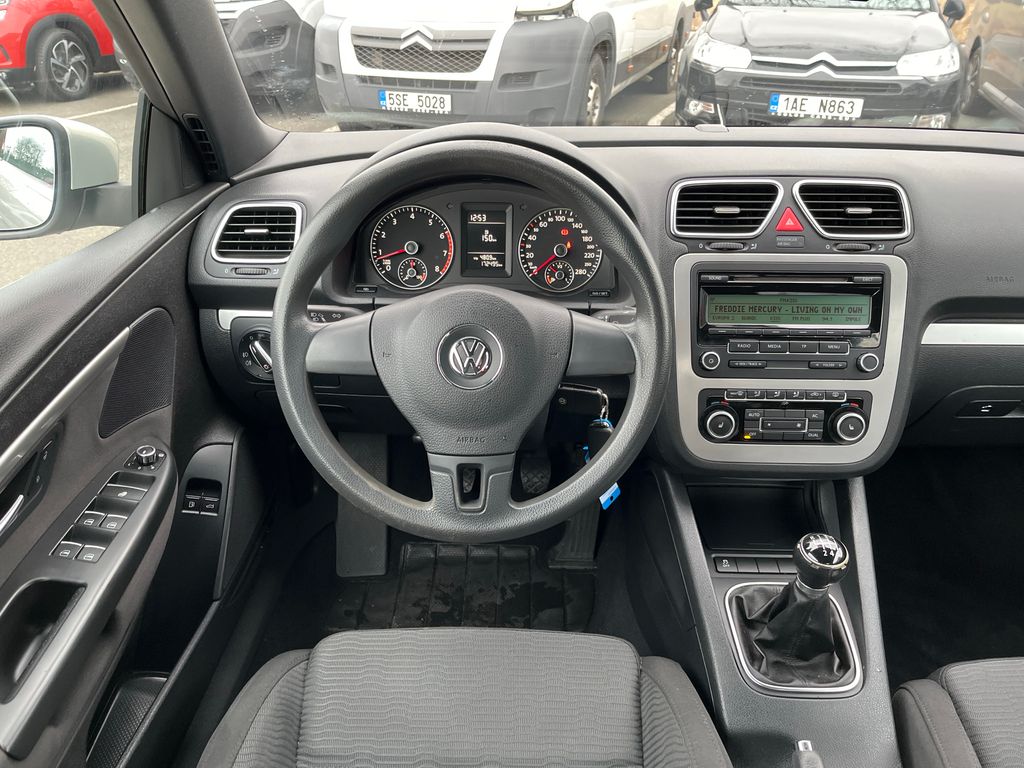 Volkswagen EOS