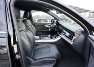 Audi Q7 28