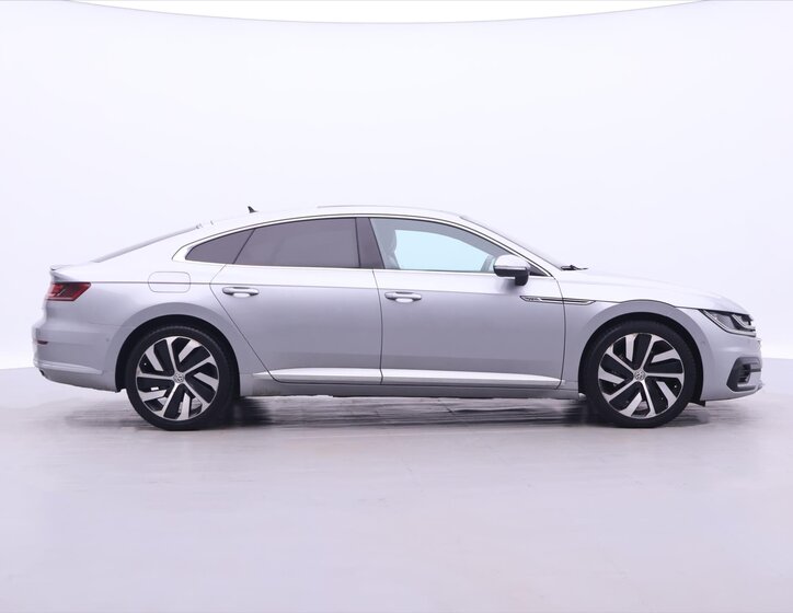 Volkswagen Arteon 8