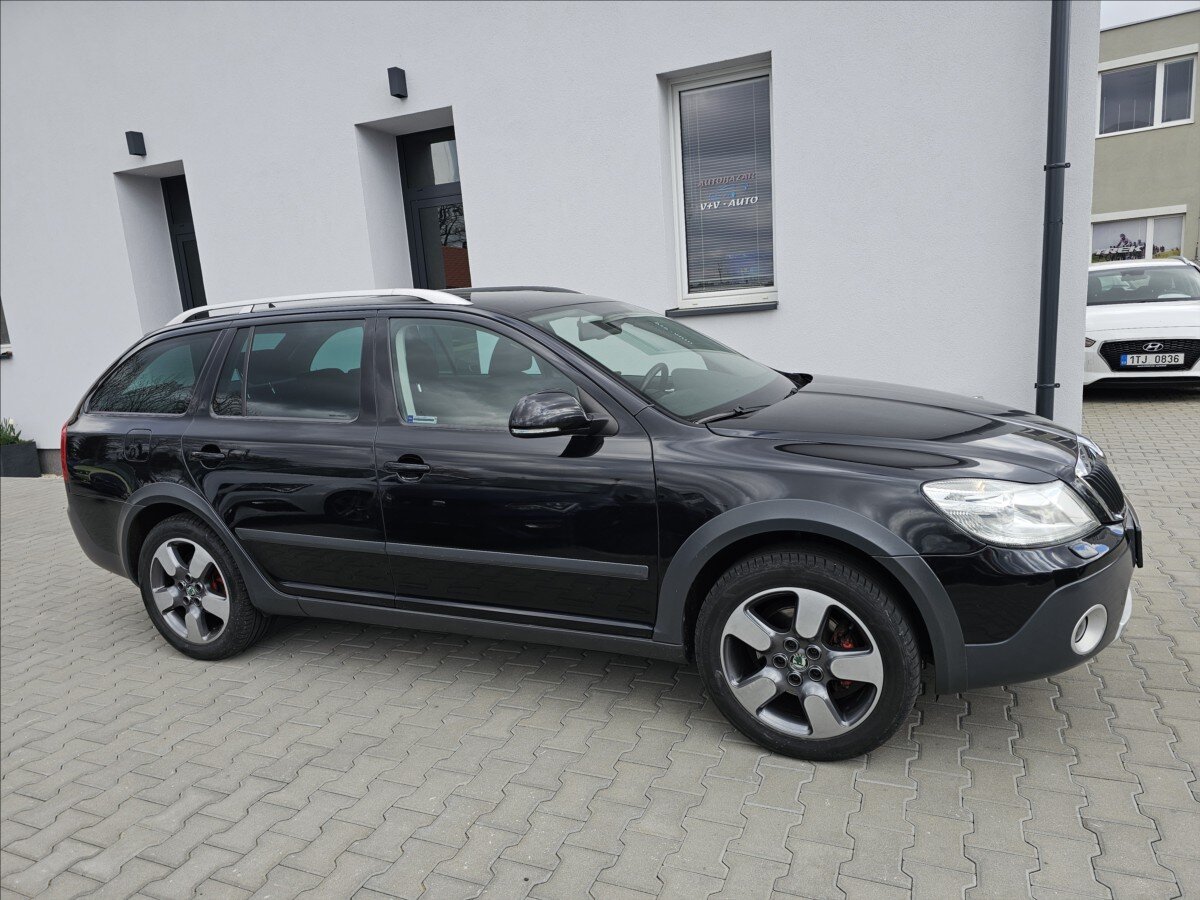 Škoda Octavia Kombi 2,0 l 103 kw