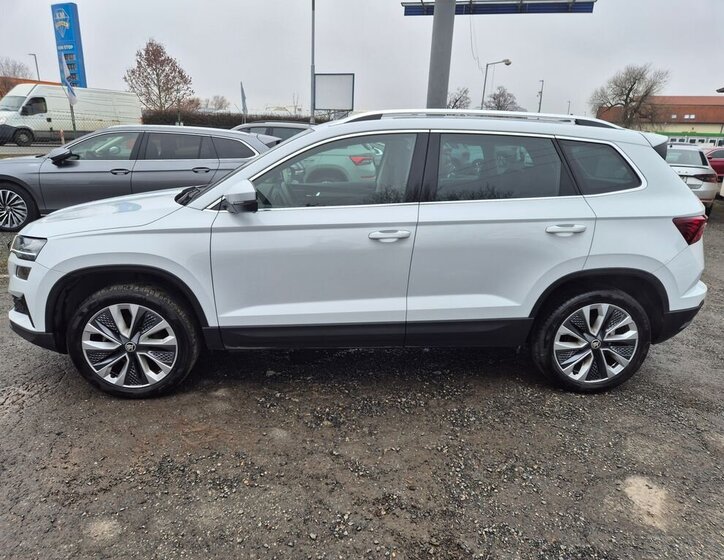 Škoda Karoq SUV 1,5 l 110 kw