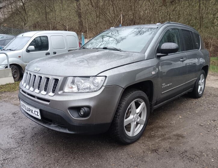 Jeep Compass Kombi 2,1 l 100 kw