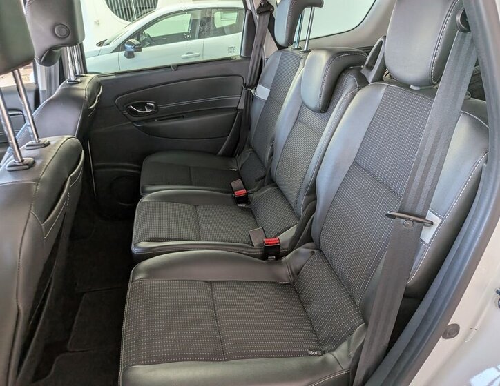 Renault Scénic MPV 1,5 l 81 kw