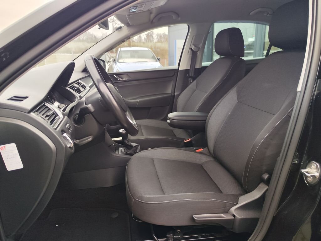 Škoda Rapid Liftback 1,2 l 77 kw