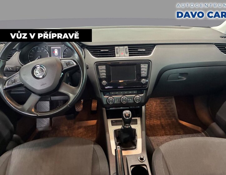 Škoda Octavia Kombi 1,6 l 77 kw