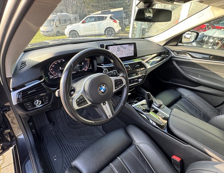 BMW Řada 5 28