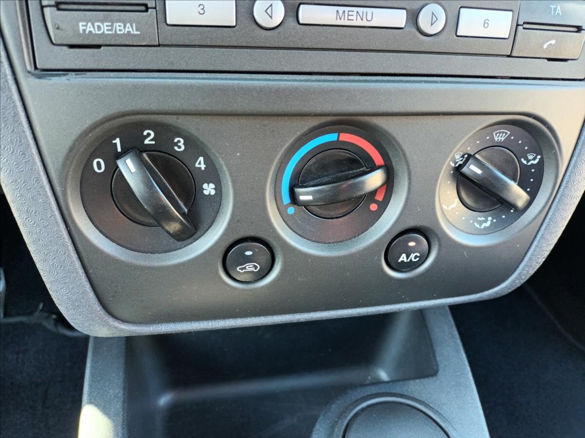 Ford Fusion Hatchback 1,4 l 59 kw