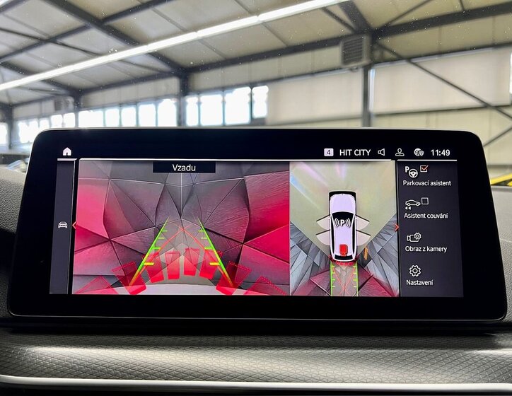 BMW Řada 5 Kombi 3,0 l 210 kw