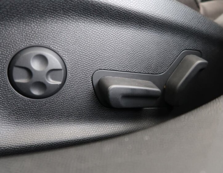 DS Automobiles DS4 Hatchback 1,6 l 132 kw