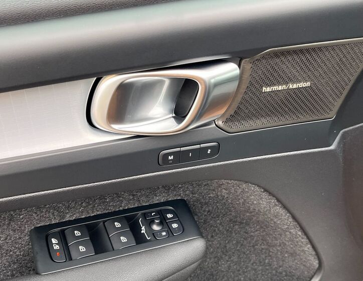 Volvo XC40 22