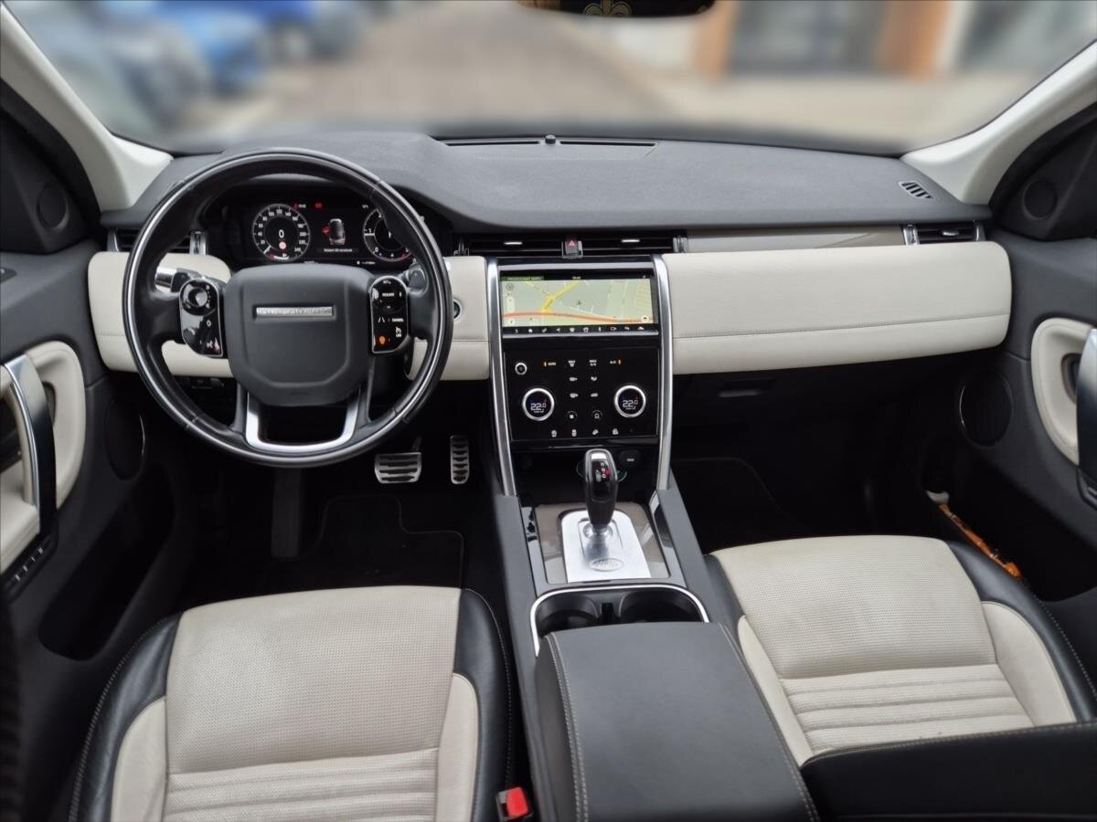 Land Rover Discovery Sport SUV / Terénní 2,0 l 132 kw