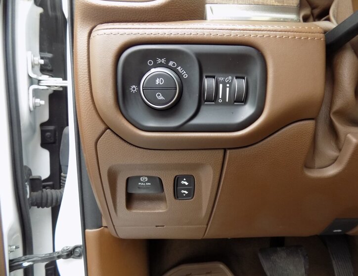 Dodge RAM 1500 Pick-up 5,7 l 295 kw