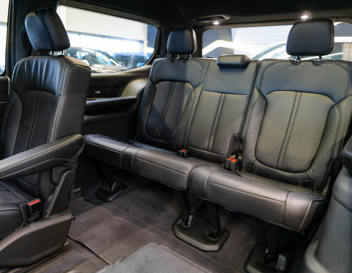 Jeep Wagoneer SUV / Terénní 5,7 l 292 kw