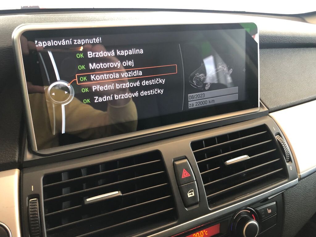 BMW X6 Kombi 3,0 l 180 kw