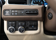 GMC Yukon SUV / Terénní 6,2 l 313 kw