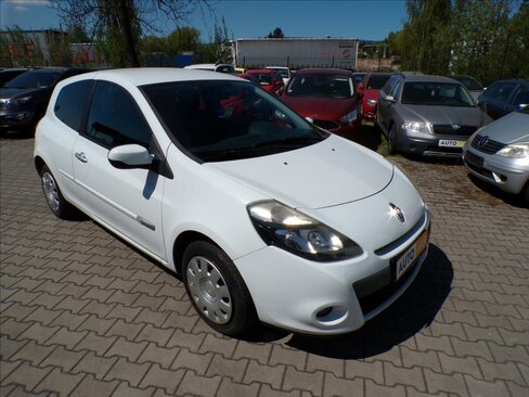 Renault Clio Hatchback 1,1 l 55 kw
