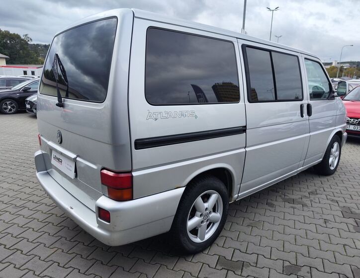Volkswagen Multivan 5