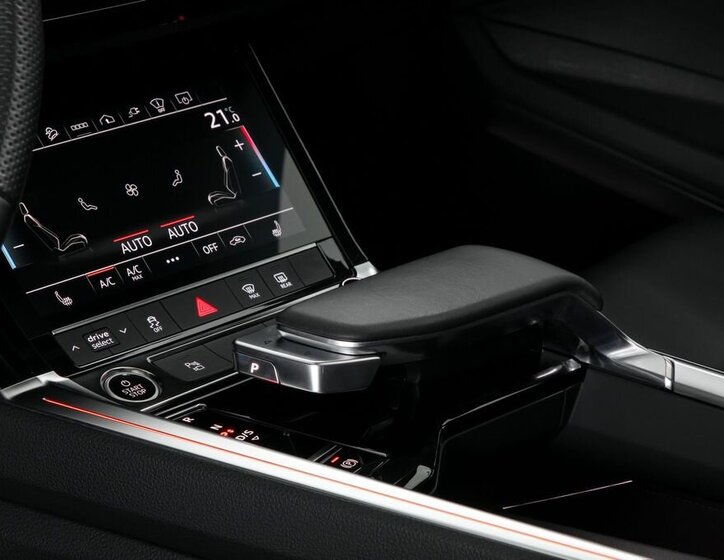 Audi e-tron SUV 0,0 300 kw