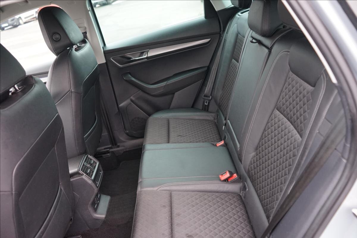 Škoda Karoq SUV 1,5 l 110 kw