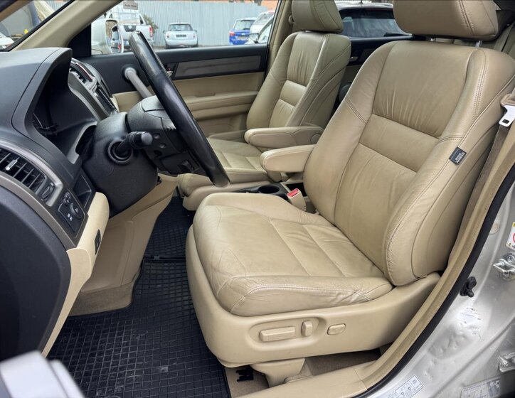 Honda CR-V SUV / Terénní 2,0 l 110 kw