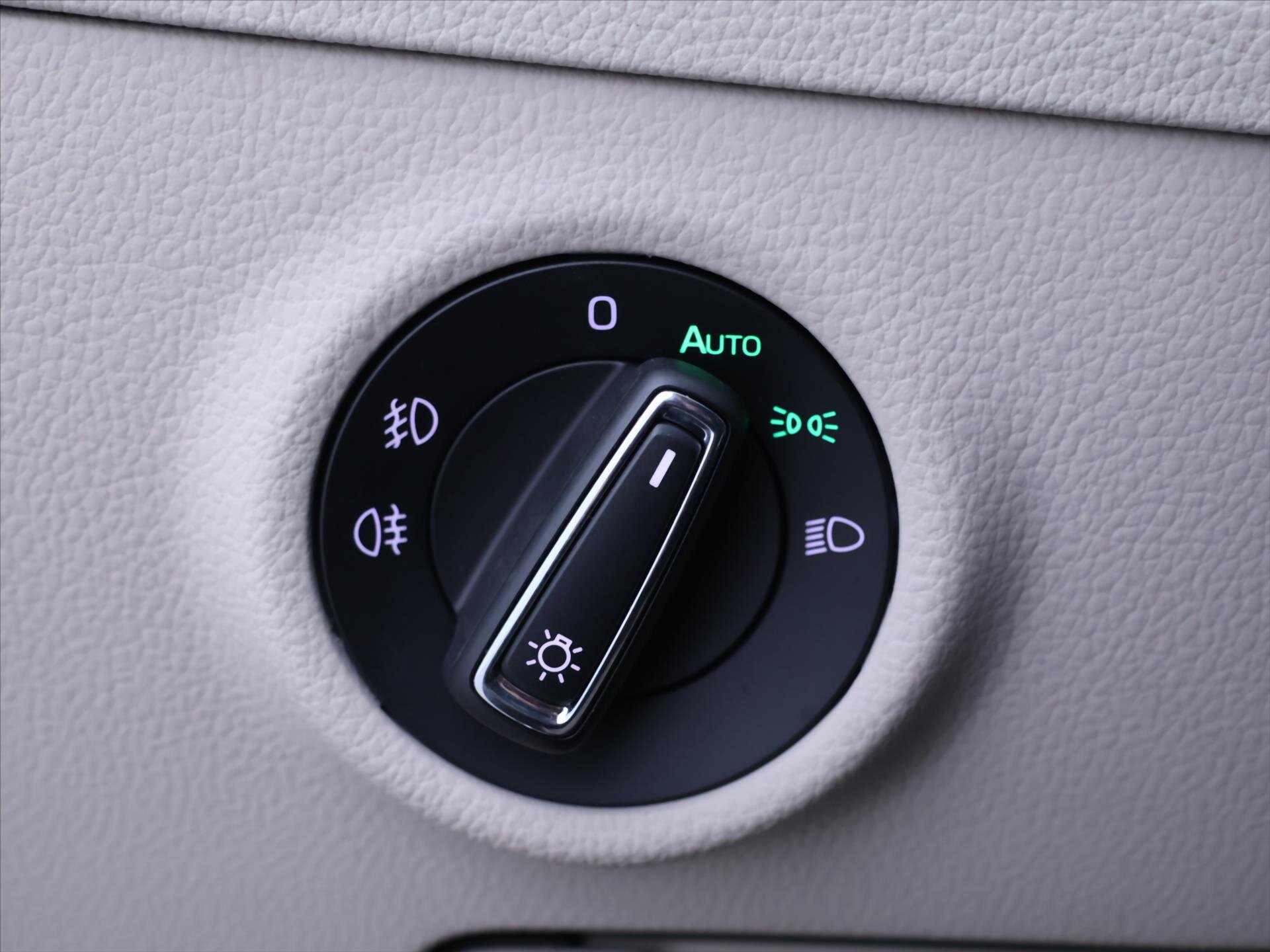 Škoda Superb Liftback 2,0 l 162 kw