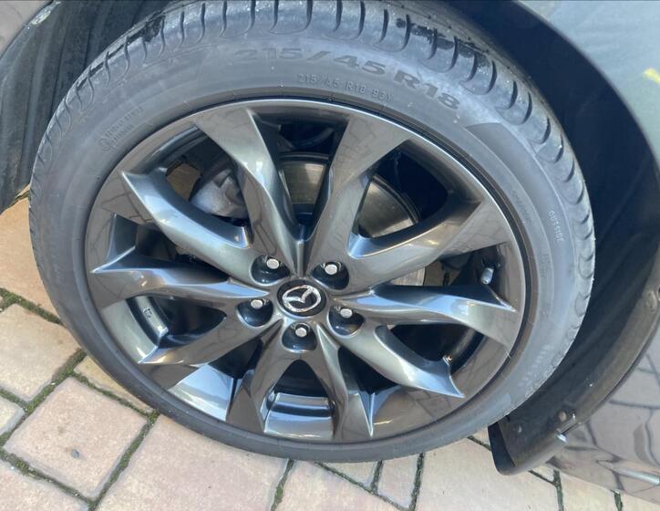 Mazda 3 38