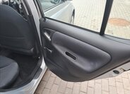 Toyota Yaris Hatchback 1,4 l 55 kw