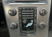 Volvo XC60 SUV / Terénní 2,0 l 120 kw