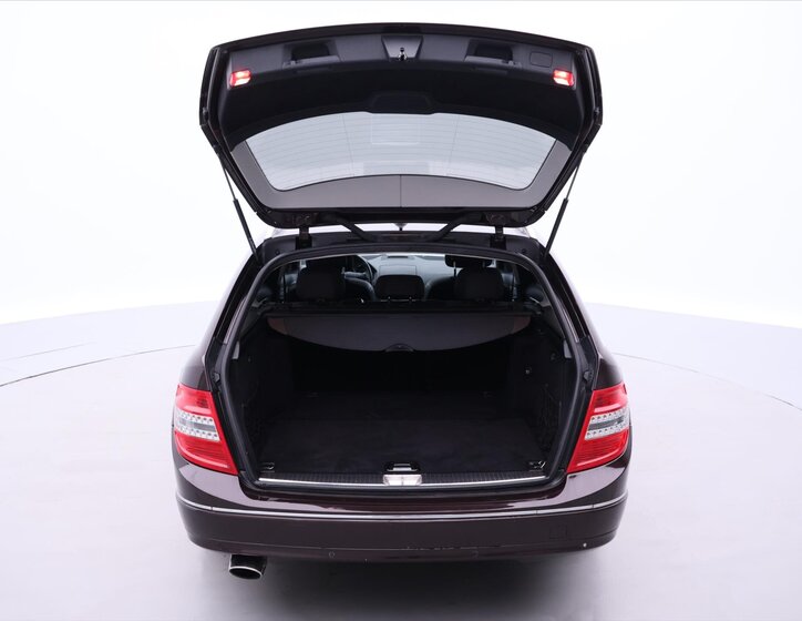 Mercedes-Benz Třídy C Kombi 2,1 l 150 kw