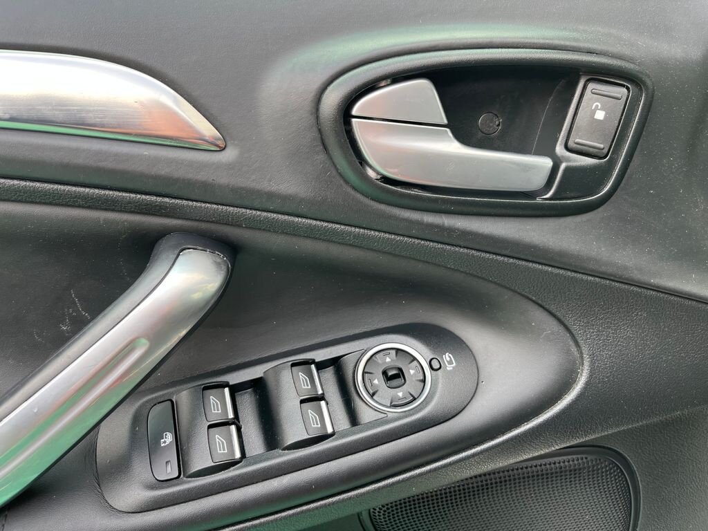 Ford S-MAX MPV 2,0 l 176 kw