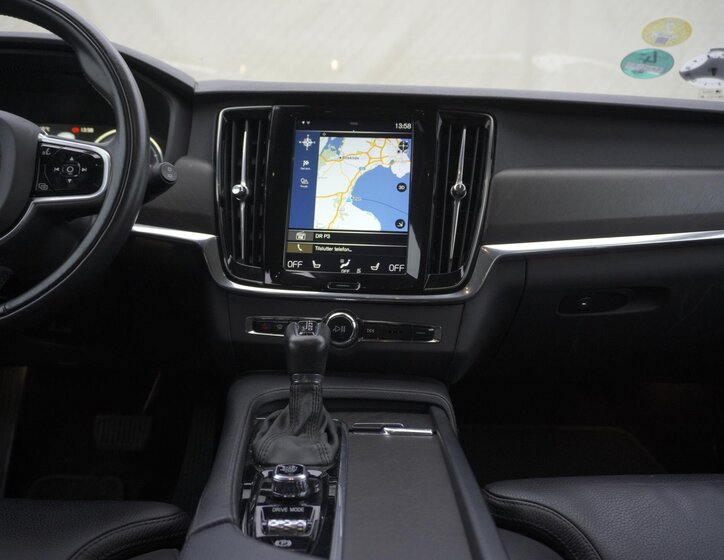 Volvo V90 Kombi 2,0 l 173 kw