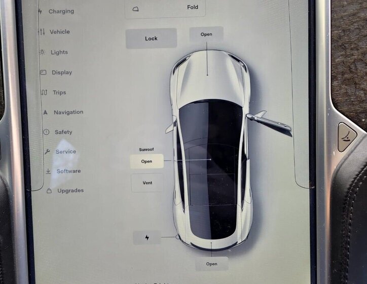 Tesla Model S Sedan / Limuzína 0,0 310 kw