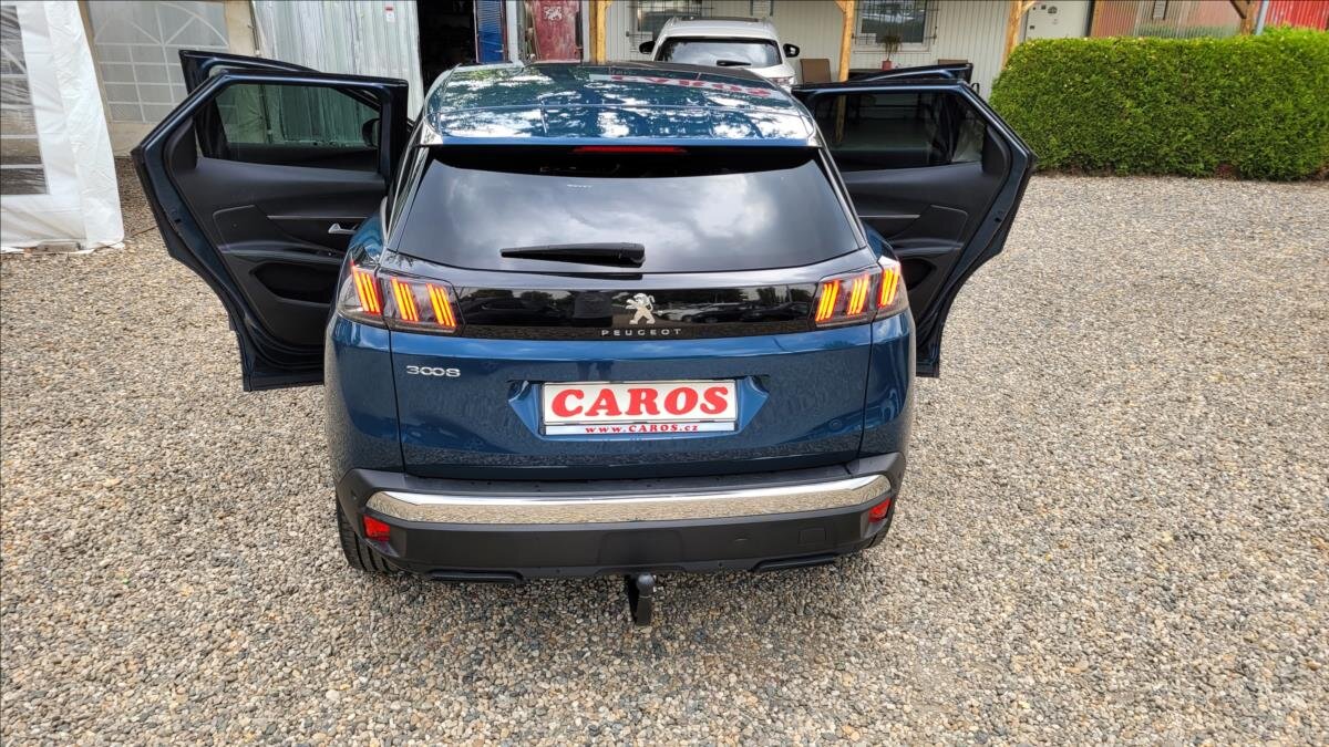 Peugeot 3008 SUV / Terénní 1,5 l 96 kw