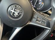 Alfa Romeo Stelvio 32