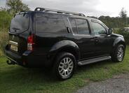 Nissan Pathfinder 34