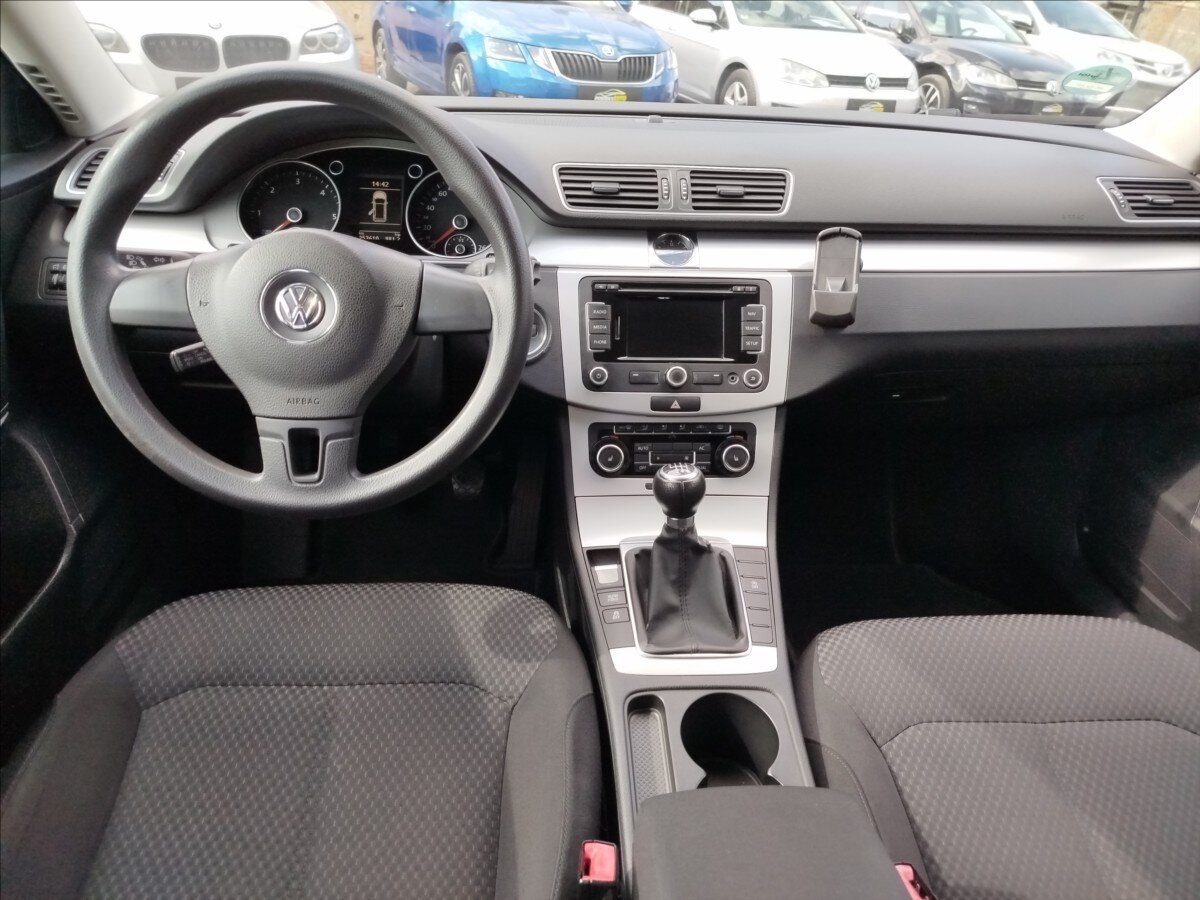 Volkswagen Passat Kombi 2,0 l 103 kw