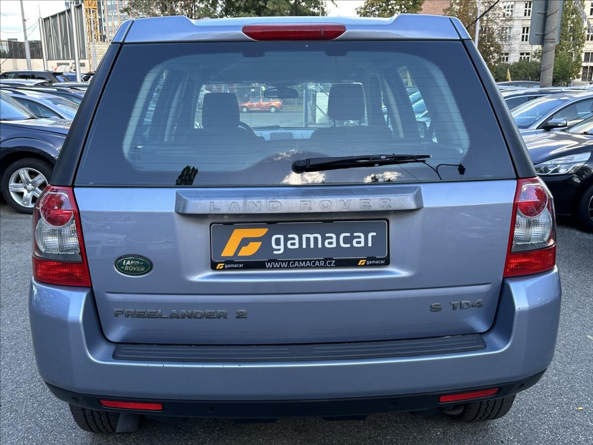 Land Rover Freelander SUV 2,2 l 112 kw