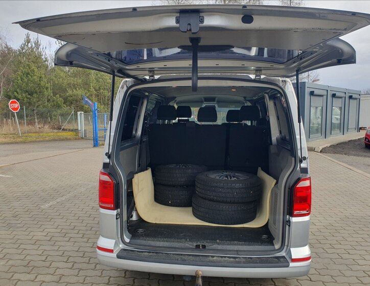 Volkswagen Transporter Kombi 2,0 l 110 kw