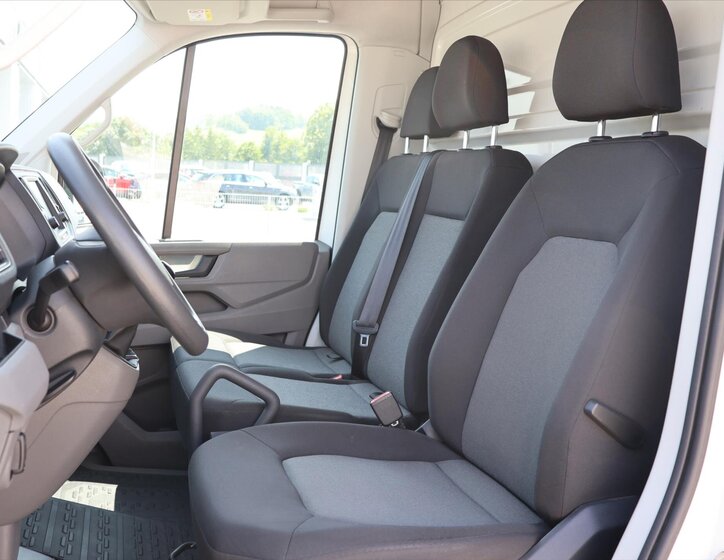 Volkswagen Crafter 13