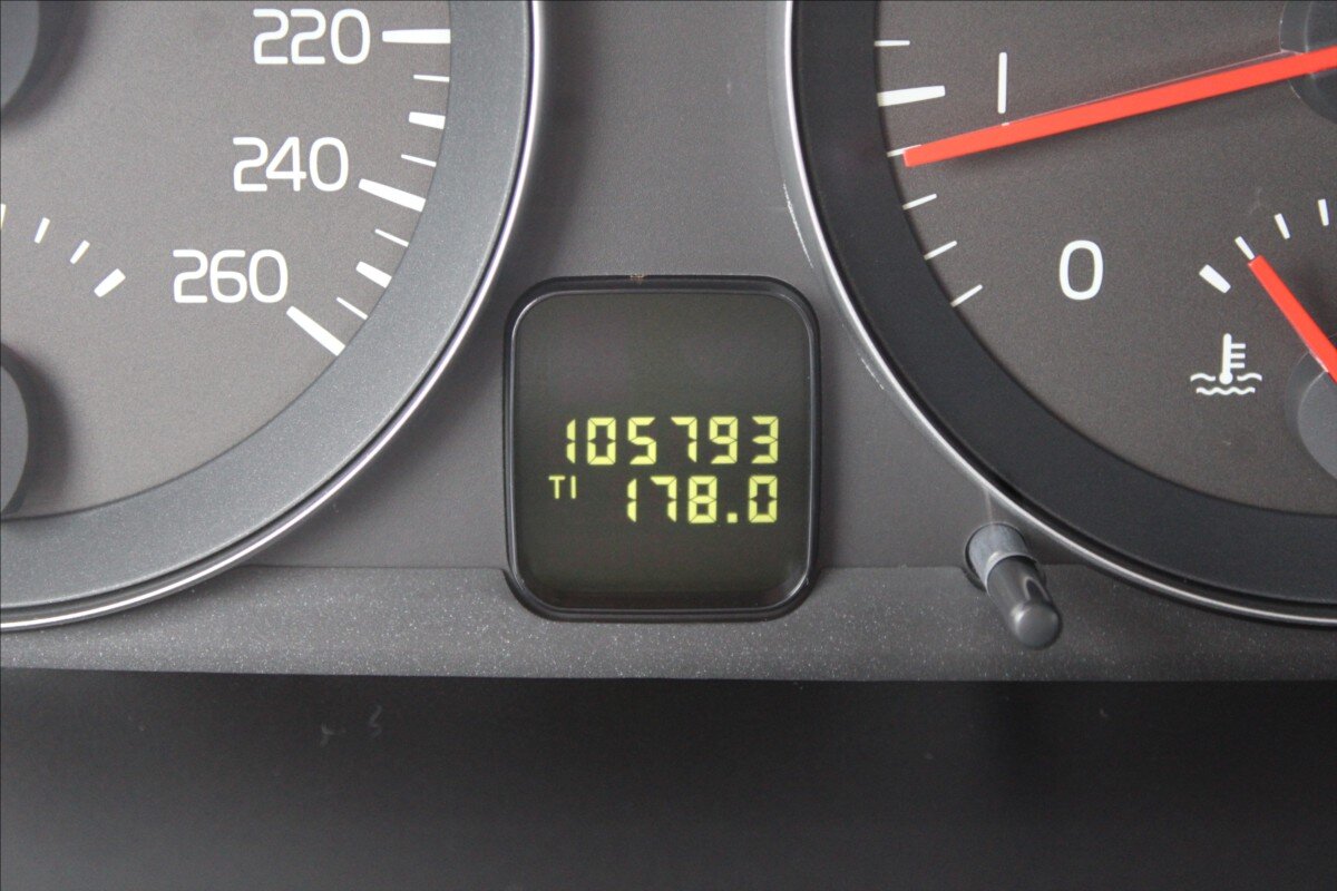 Volvo S40 Sedan / Limuzína 2,4 l 125 kw