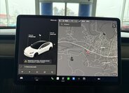 Tesla Model 3 Sedan / Limuzína 0,0 377 kw