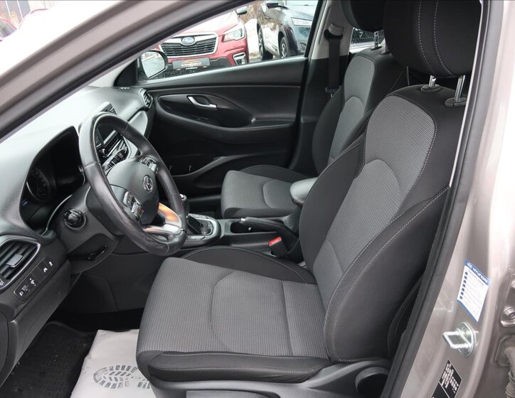 Hyundai i30 Hatchback 998,0 88 kw