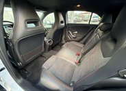 Mercedes-Benz Třídy A Hatchback 1,3 l 118 kw