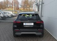 Mercedes-Benz GLA 5