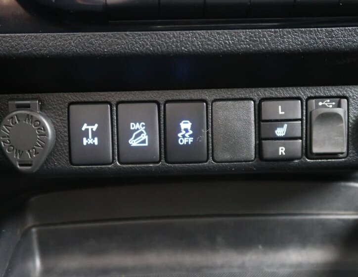 Toyota Hilux Pick-up 2,4 l 110 kw