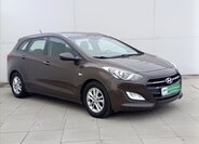 Hyundai i30 Kombi 1,6 l 99 kw