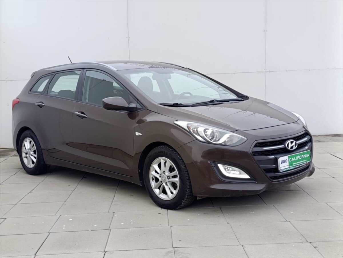 Hyundai i30 Kombi 1,6 l 99 kw