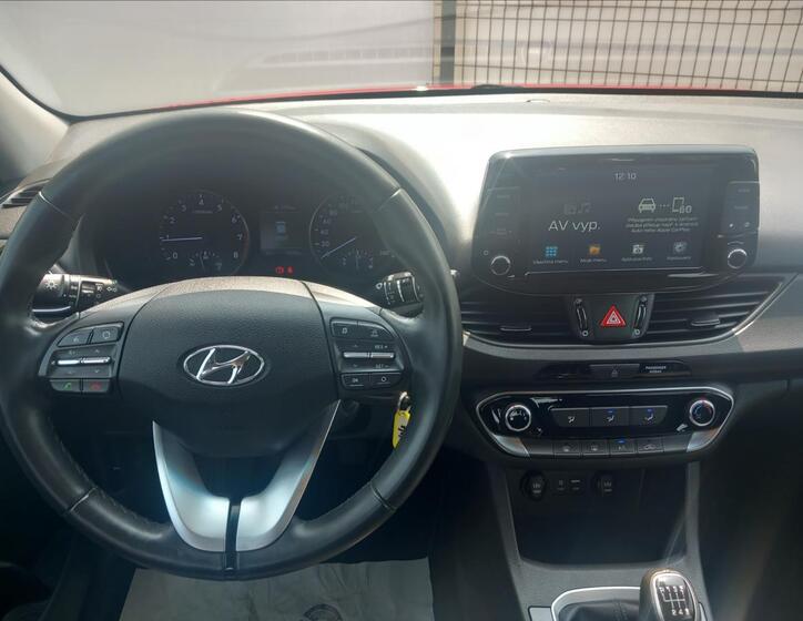 Hyundai i30 9