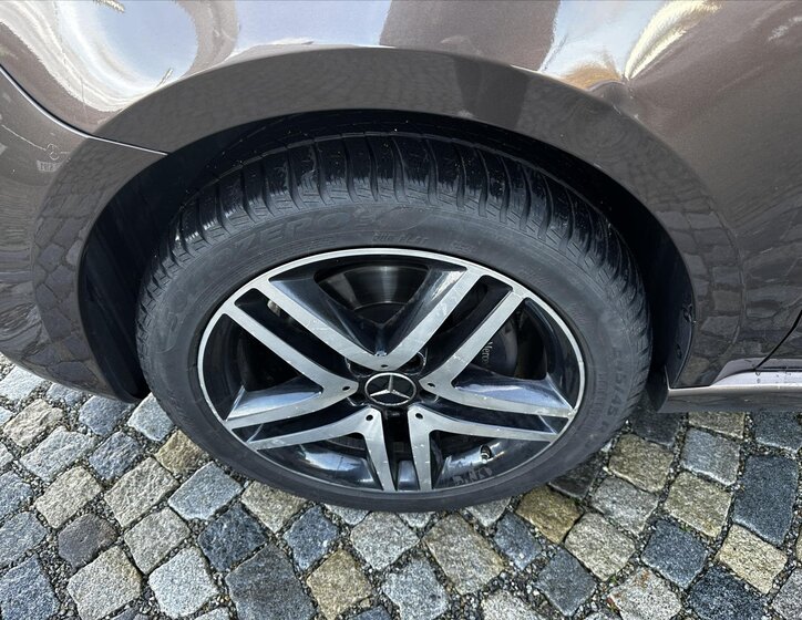 Mercedes-Benz Třídy V 5