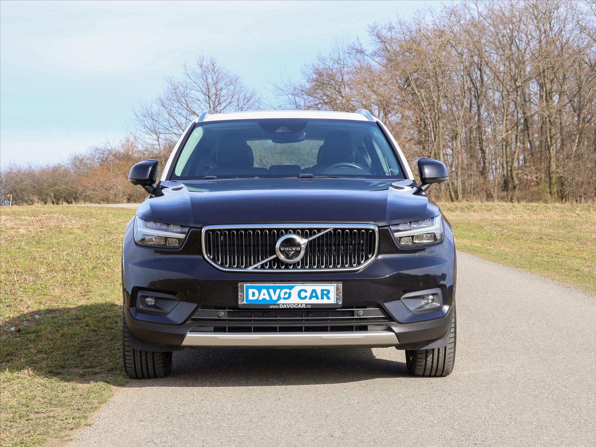 Volvo XC40 SUV / Terénní 2,0 l 140 kw